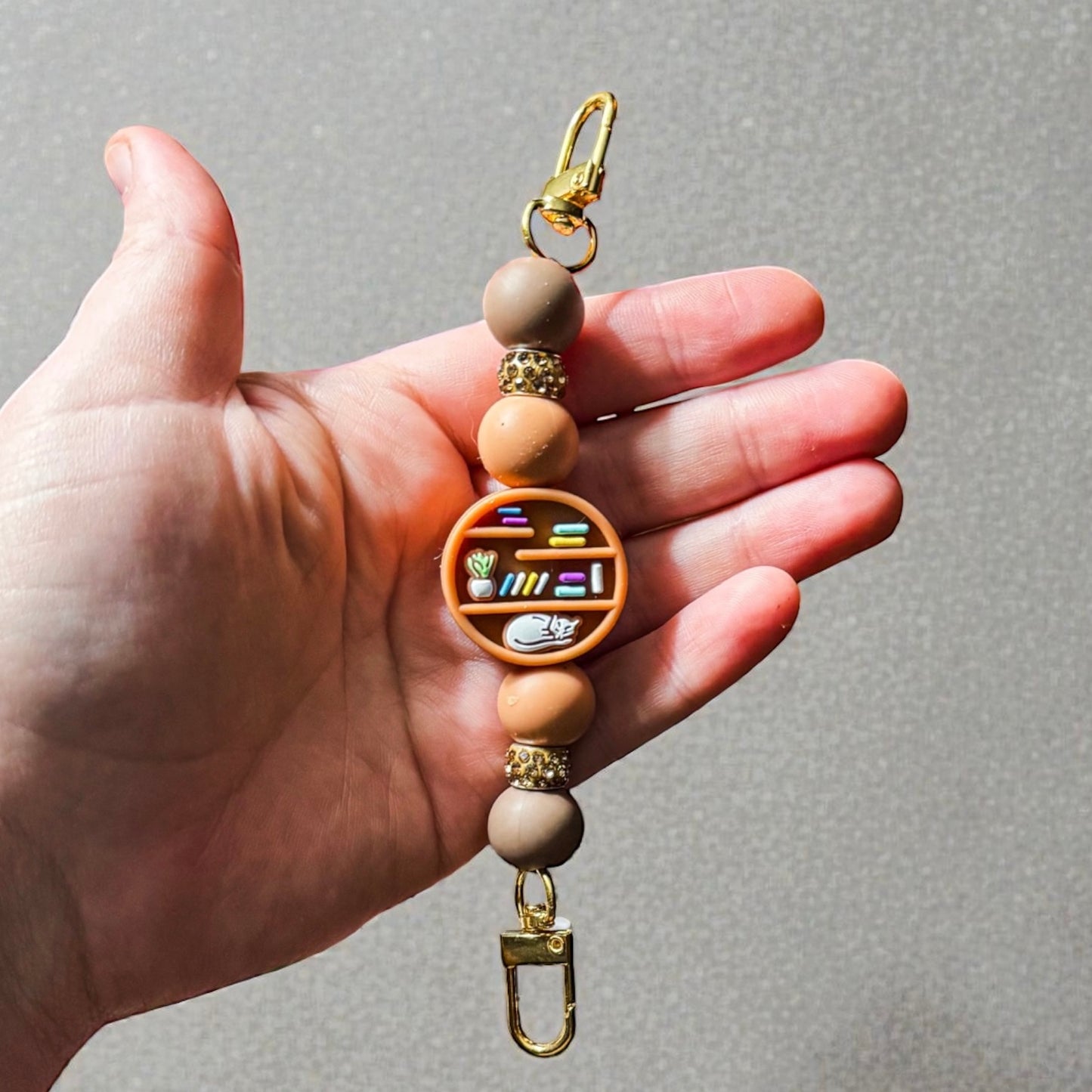 Cat Bookshelf Kindle Strap